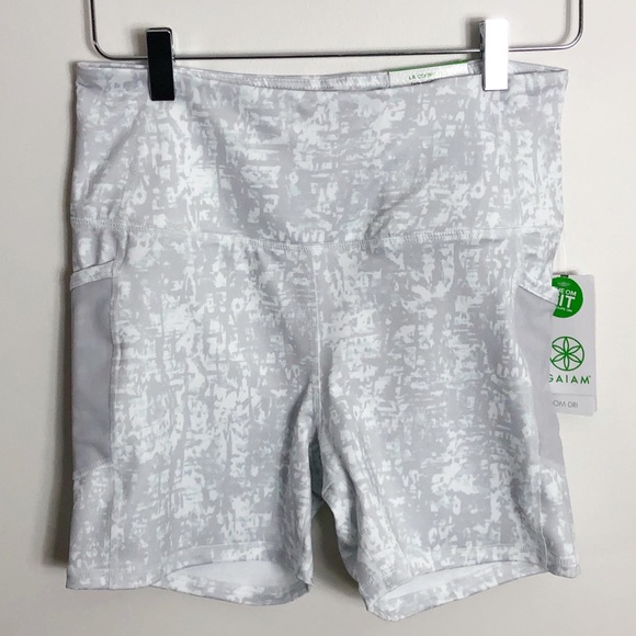 women's gaiam om yoga shorts